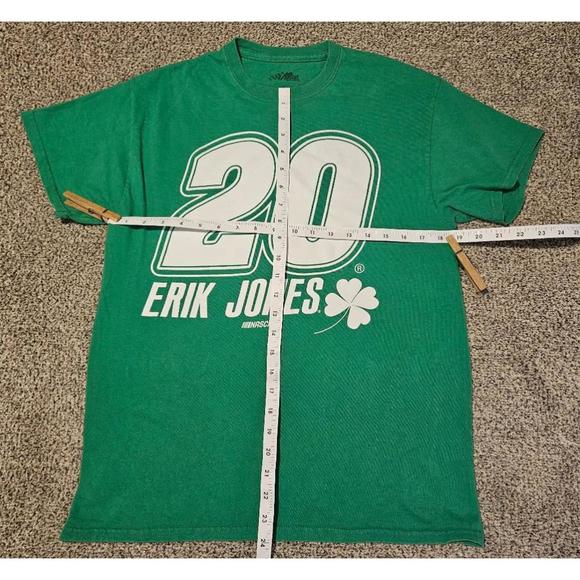 Vintage Joe Gibbs Erik Jones #20 Nascar Short Sleeve Graphic T-Shirt - Picture 3 of 11